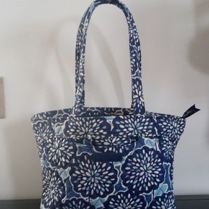 Vera Bradley Lrg handbag